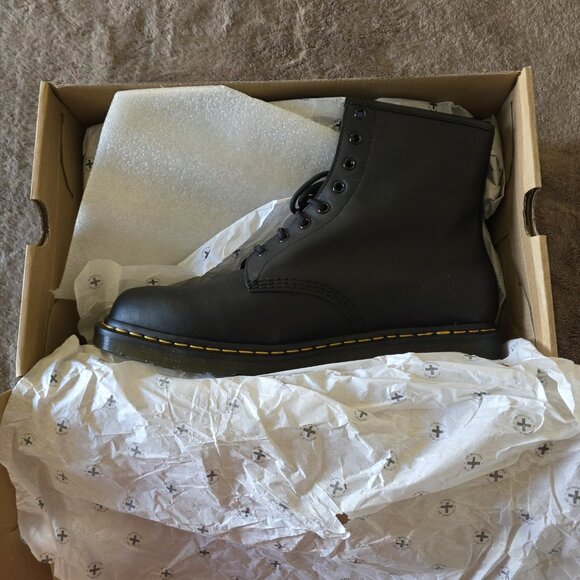 Dr. Martens 1460 Greasy Black Leather Boots Mens 13 NWT - Matte Combat Core - Picture 3 of 16